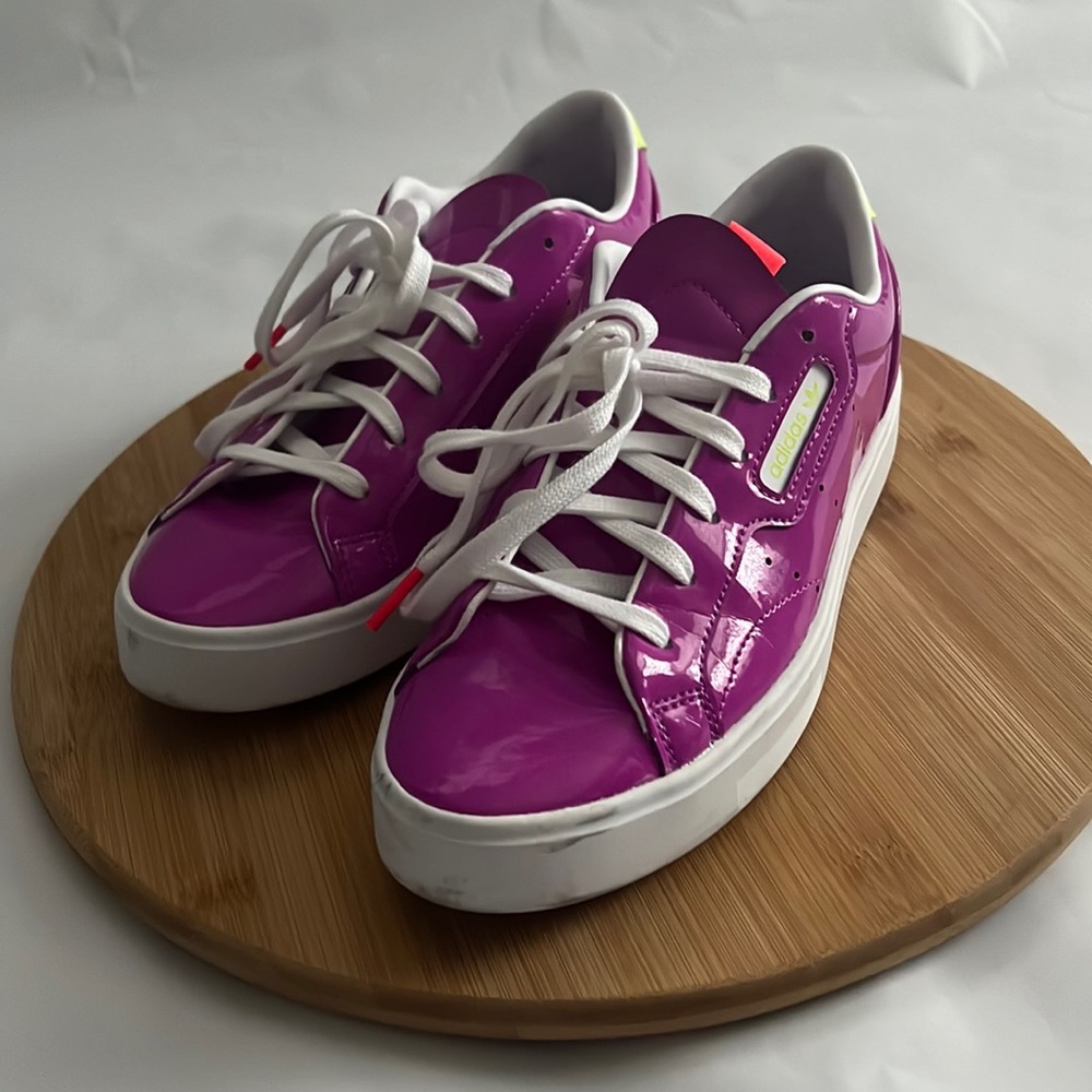 Adidas Womens OUT LOUD Collection Patent Leather Purple Neon Size 8